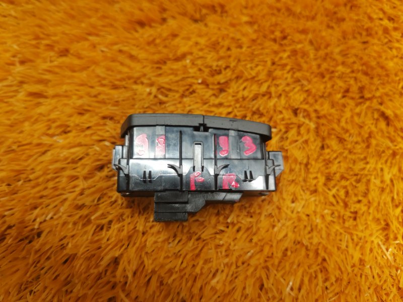 Кнопка центрального замка, 300 рублей, Красноярск