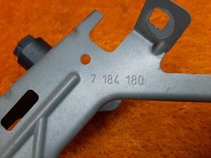 крепление крыла, 670 рублей, Красноярск