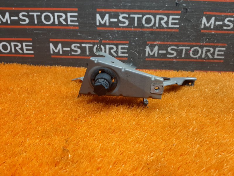 крепление крыла, 670 рублей, Красноярск