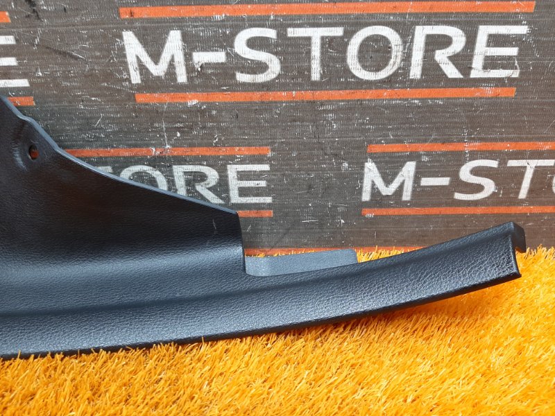 Накладка на порог салона, 540 рублей, Красноярск