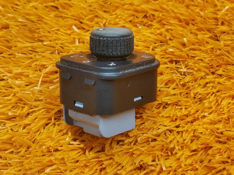 Кнопка регулировки зеркал, 480 рублей, Красноярск