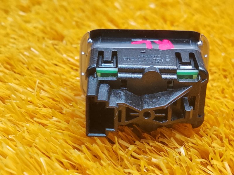 кнопка стеклоподъемника, 300 рублей, Красноярск