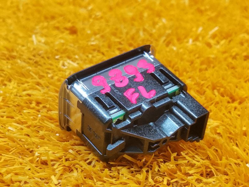 кнопка стеклоподъемника, 300 рублей, Красноярск