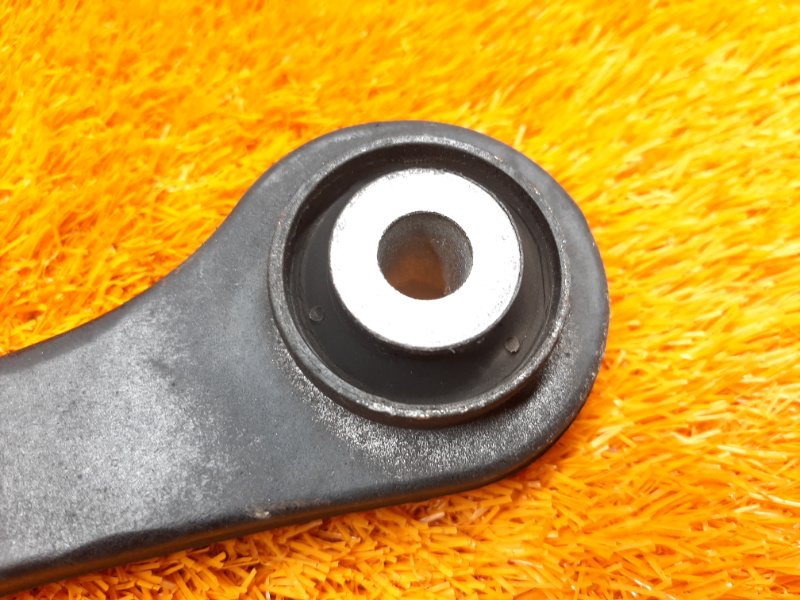 Рычаг подвески верхний, 500 рублей, Красноярск