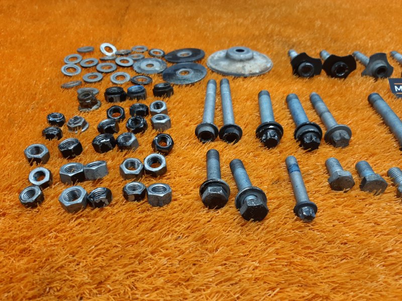 Болты и гайки задней подвески, 630 рублей, Красноярск