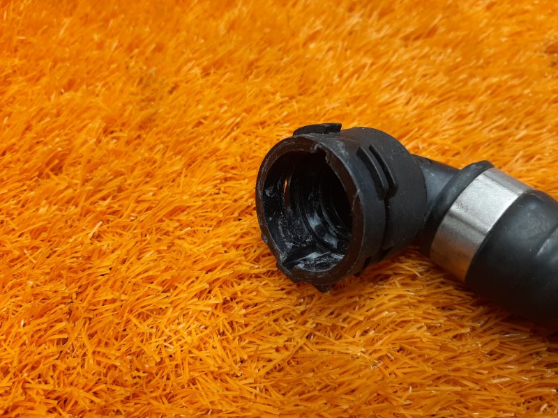 Патрубок системы охлаждения, 200 рублей, Красноярск