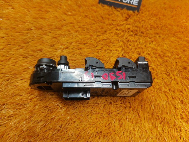 Блок управления стеклоподъемниками, 1000 рублей, Красноярск