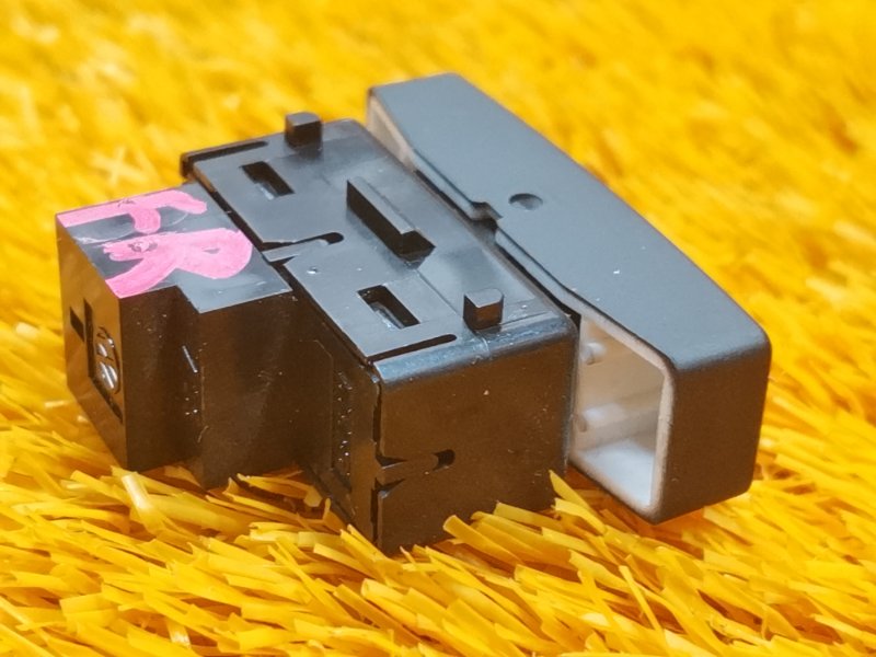 Кнопка центрального замка, 100 рублей, Красноярск