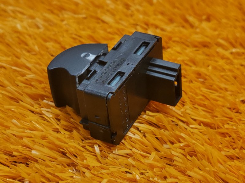 кнопка стеклоподъемника, 300 рублей, Красноярск