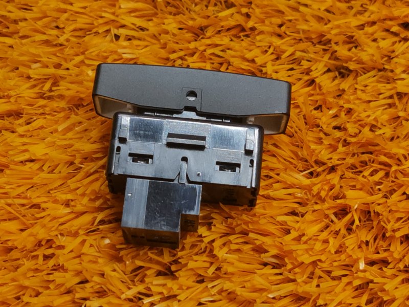 Кнопка центрального замка, 100 рублей, Красноярск