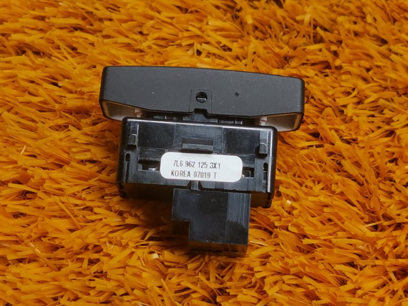 Кнопка центрального замка, 100 рублей, Красноярск