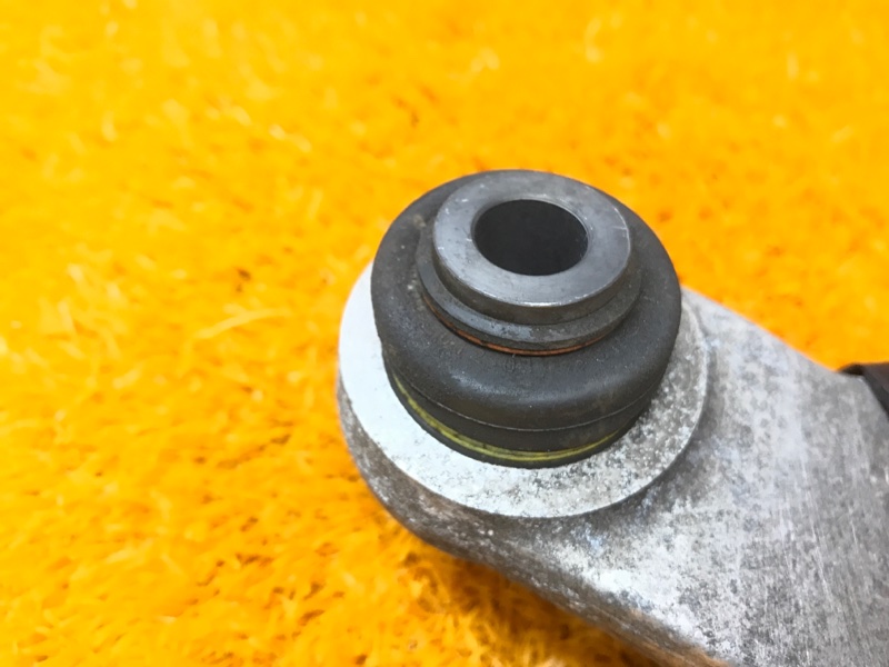 Рычаг подвески верхний, 1000 рублей, Красноярск