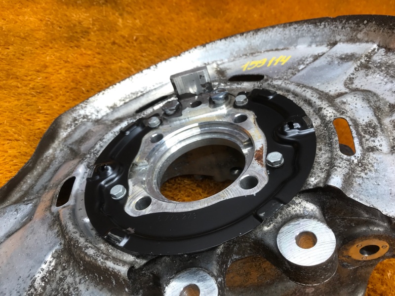 кулак поворотный, 2000 рублей, Красноярск