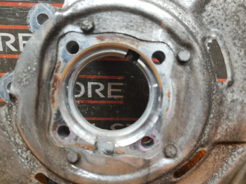 кулак поворотный, 1000 рублей, Красноярск