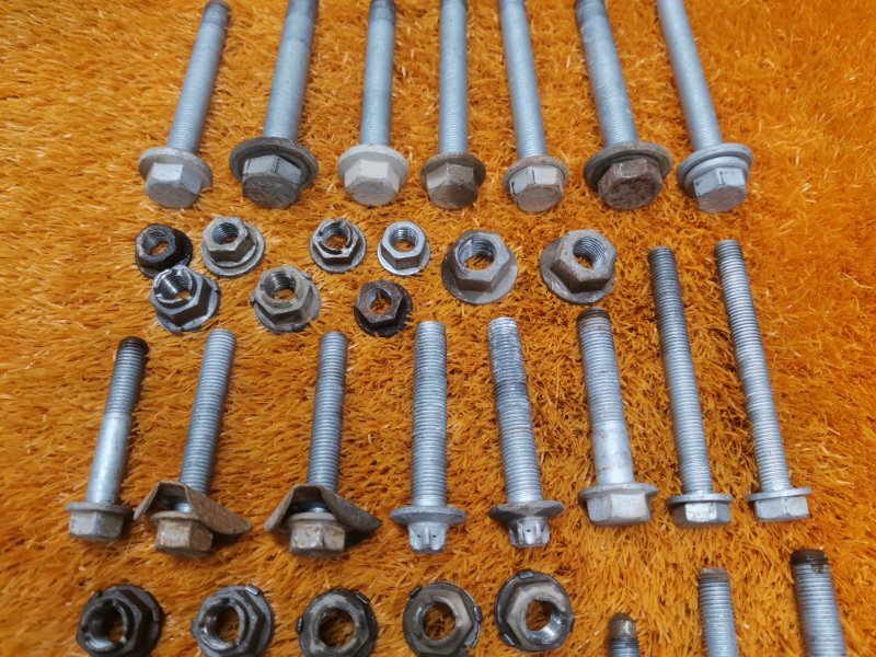 Болты и гайки задней подвески, 630 рублей, Красноярск