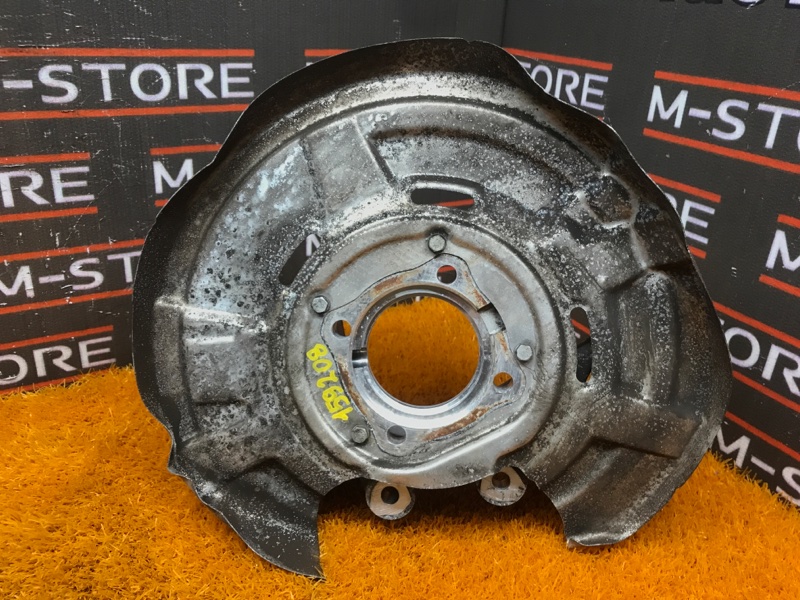 кулак поворотный, 1000 рублей, Красноярск