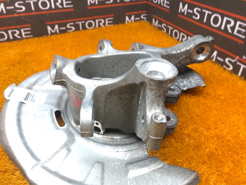 кулак поворотный, 1000 рублей, Красноярск