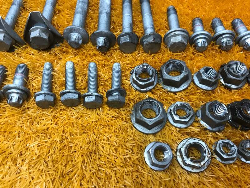 Болты и гайки задней подвески, 630 рублей, Красноярск