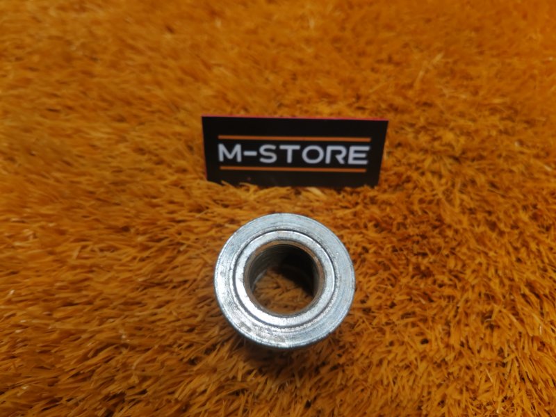 Гайка привода, 100 рублей, Красноярск