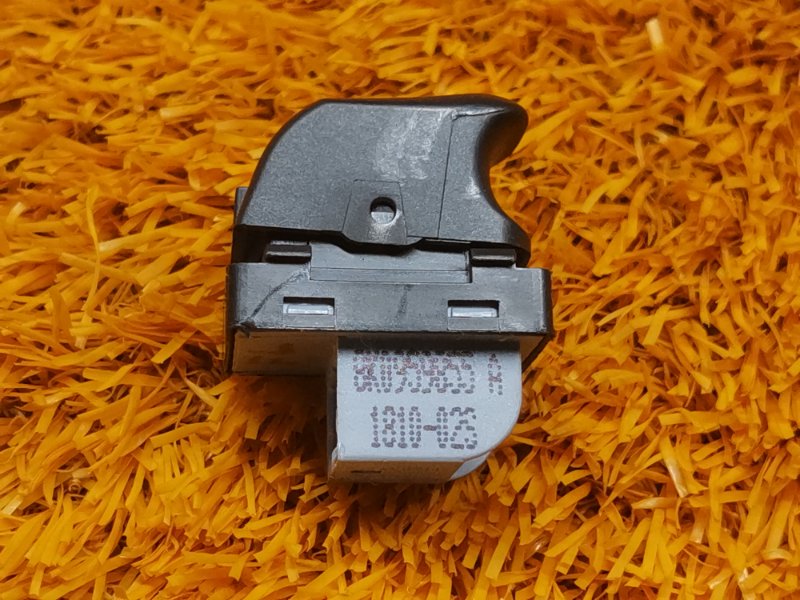 кнопка стеклоподъемника, 300 рублей, Красноярск