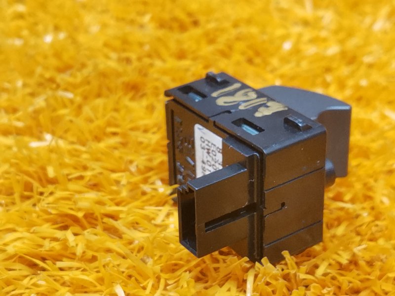 кнопка стеклоподъемника, 300 рублей, Красноярск