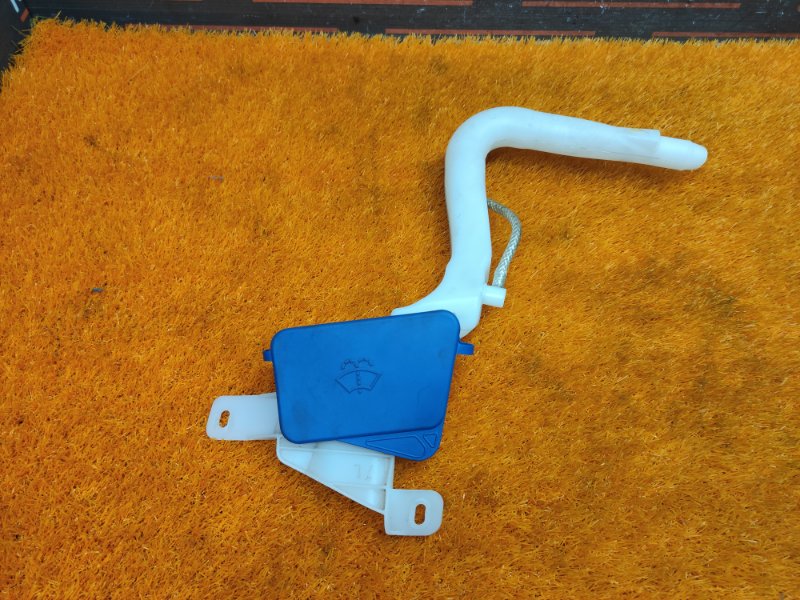 Горловина бачка омывателя, 340 рублей, Красноярск