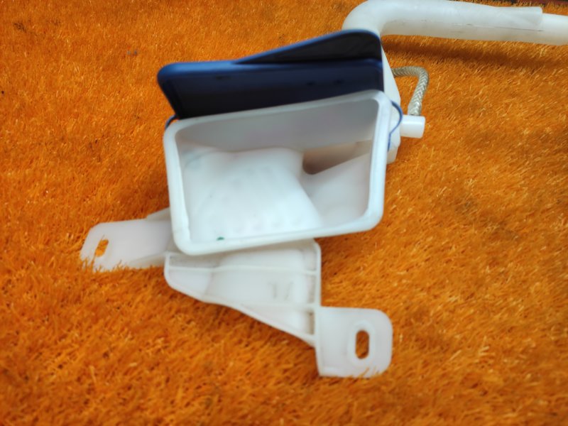 Горловина бачка омывателя, 340 рублей, Красноярск