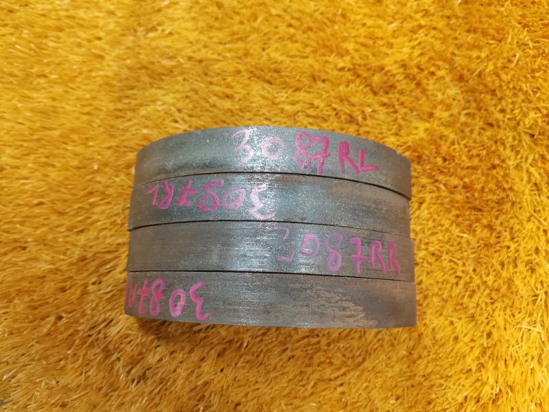 Колодки ручника, 500 рублей, Красноярск