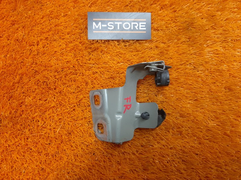 крепление крыла, 860 рублей, Красноярск