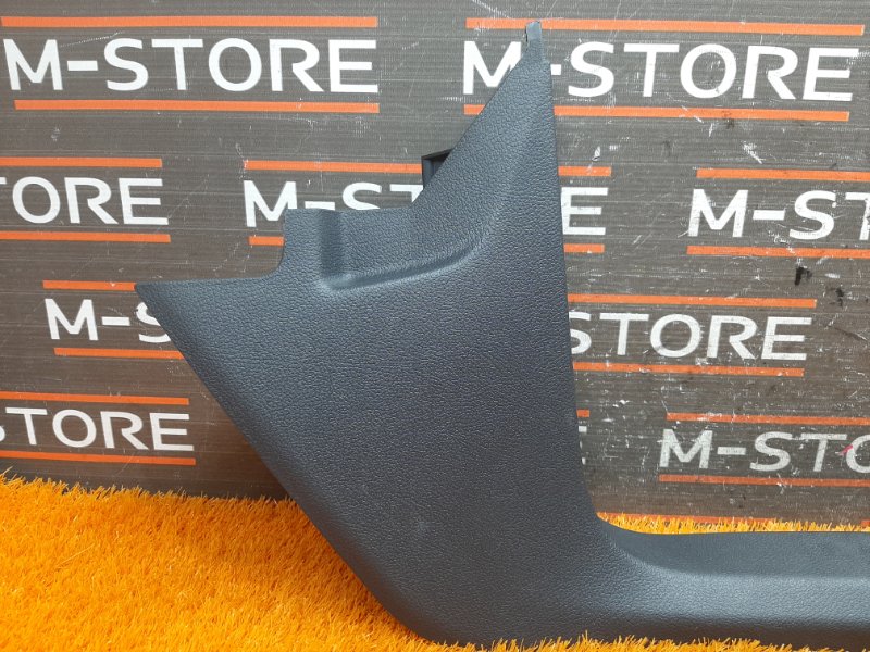 Накладка на порог салона, 350 рублей, Красноярск