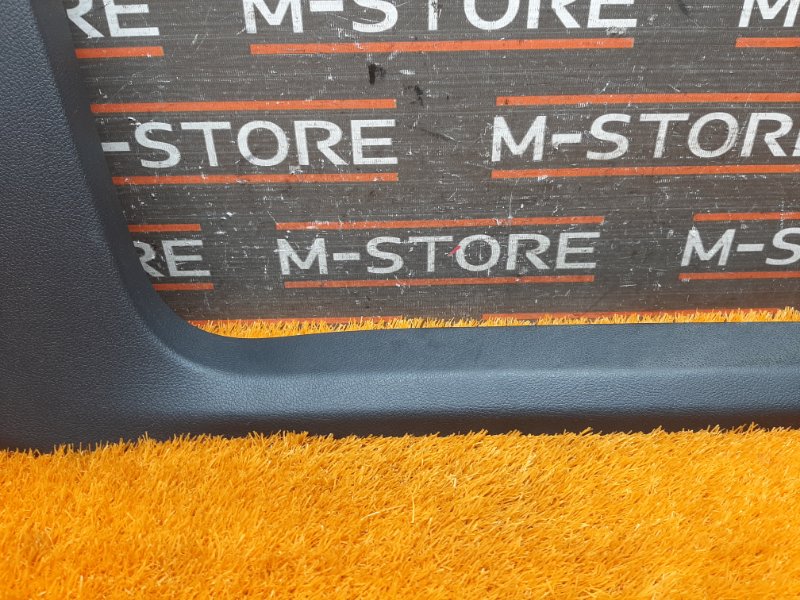 Накладка на порог салона, 350 рублей, Красноярск