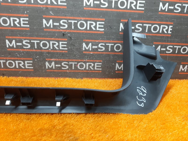 Накладка на порог салона, 350 рублей, Красноярск