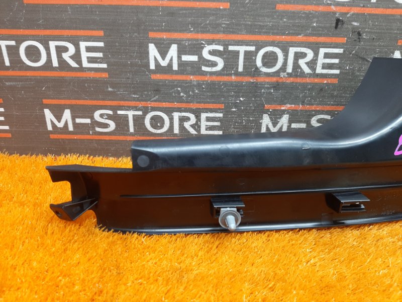 Накладка на порог салона, 350 рублей, Красноярск