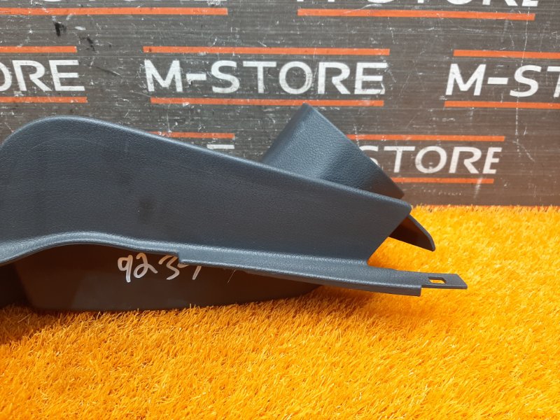 Накладка на порог салона, 350 рублей, Красноярск