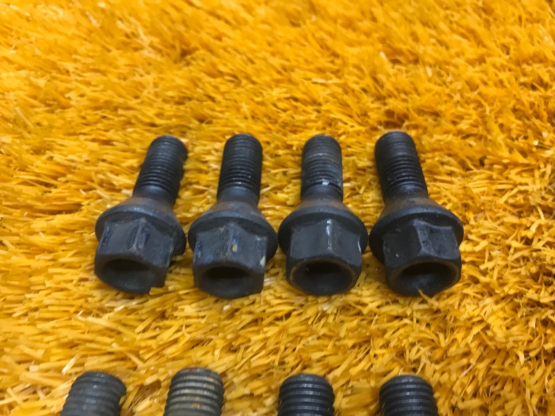 болт колесный, 1140 рублей, Красноярск