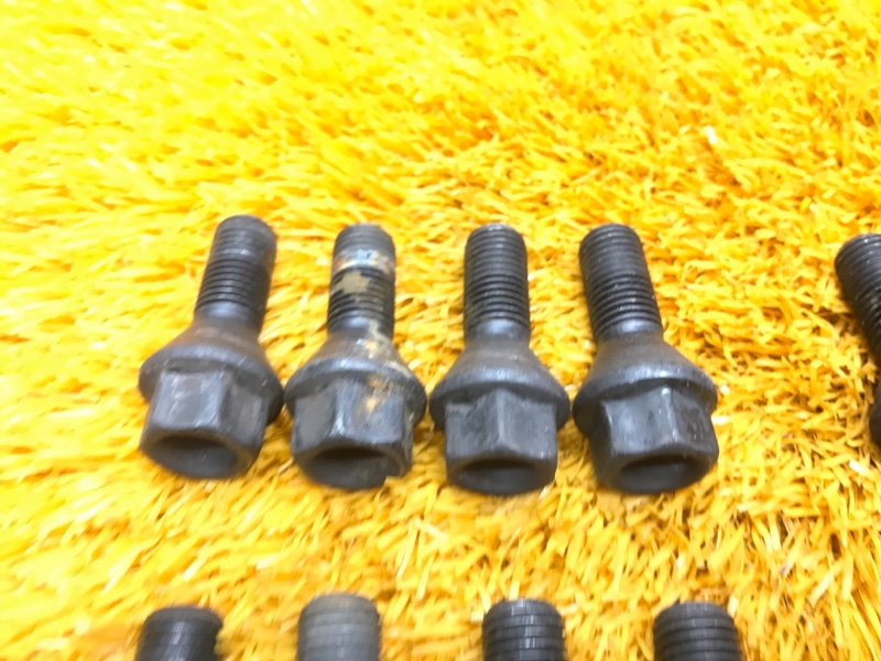 болт колесный, 1140 рублей, Красноярск