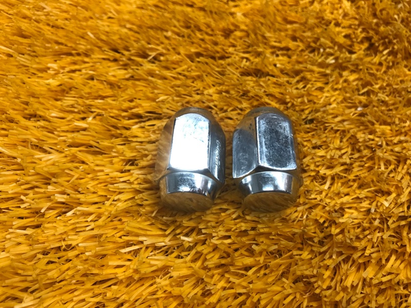 Гайка колесная, 100 рублей, Красноярск