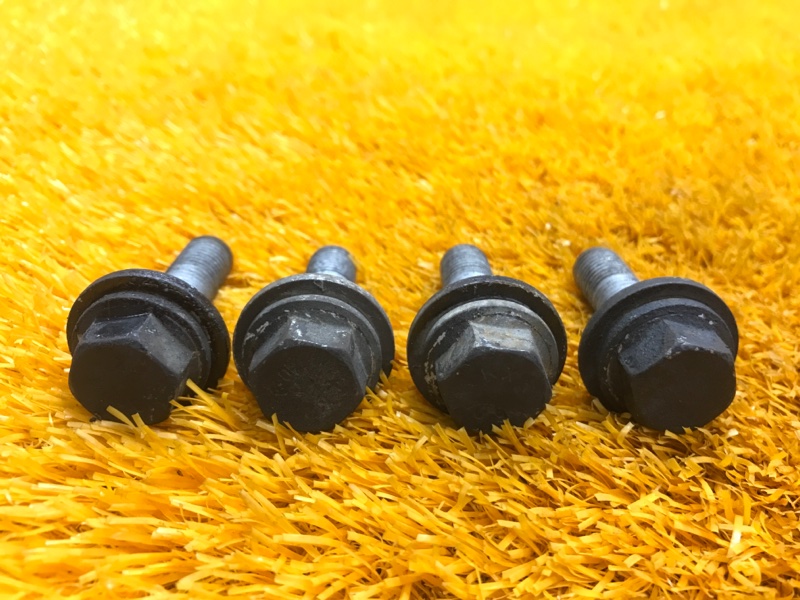 Болт суппорта, 280 рублей, Красноярск