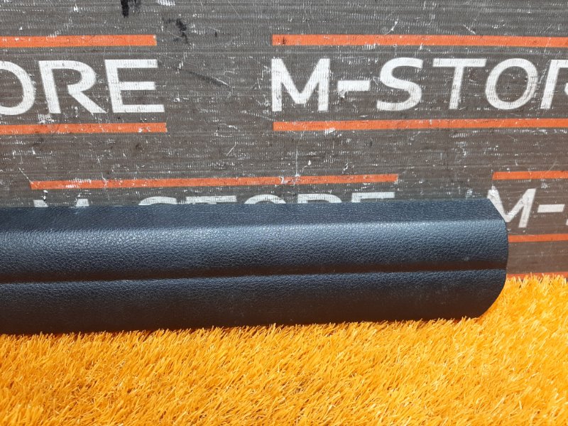 Накладка на порог салона, 350 рублей, Красноярск