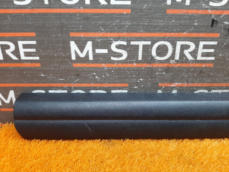 Накладка на порог салона, 350 рублей, Красноярск