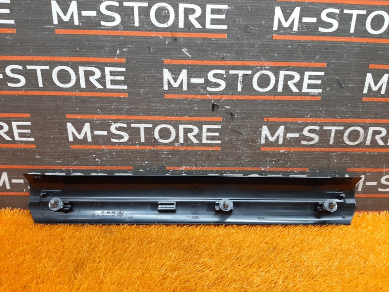 Накладка на порог салона, 350 рублей, Красноярск