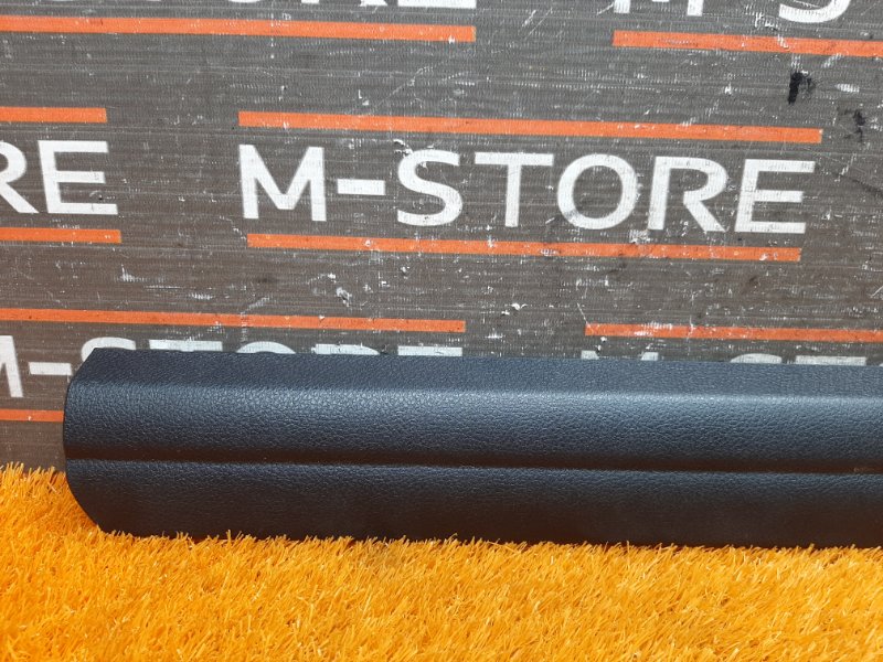 Накладка на порог салона, 350 рублей, Красноярск