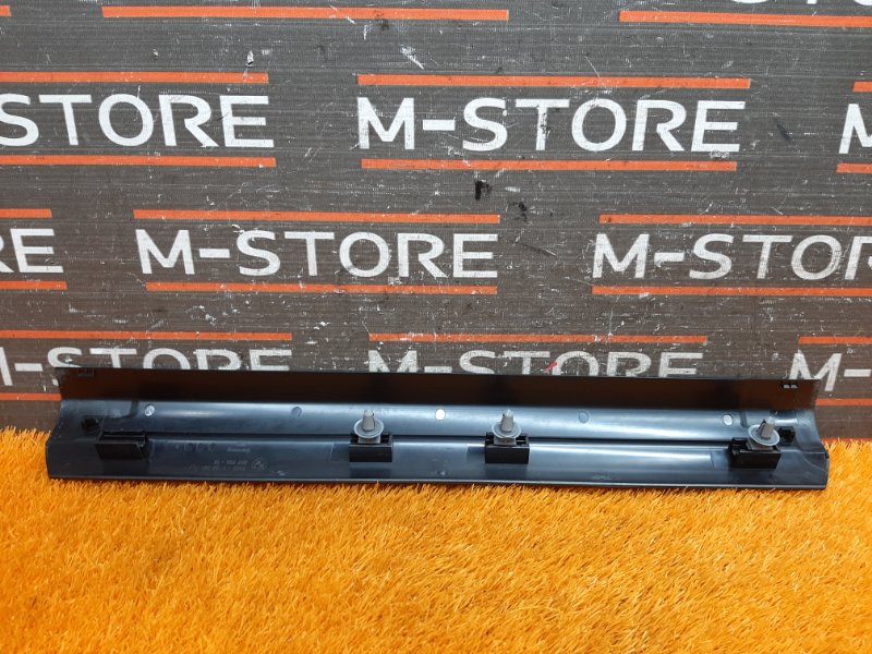 Накладка на порог салона, 350 рублей, Красноярск