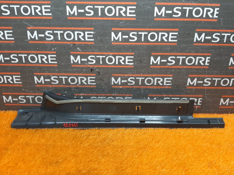 Накладка на порог салона, 670 рублей, Красноярск