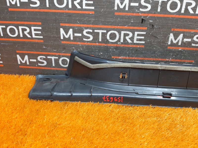 Накладка на порог салона, 670 рублей, Красноярск