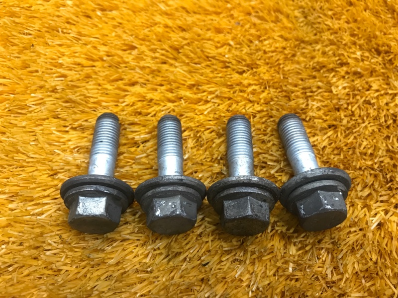 Болт суппорта, 280 рублей, Красноярск