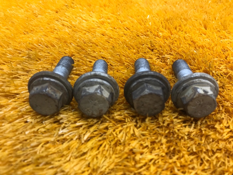 Болт суппорта, 280 рублей, Красноярск