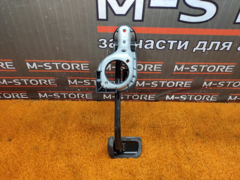 педаль тормоза, 440 рублей, Красноярск