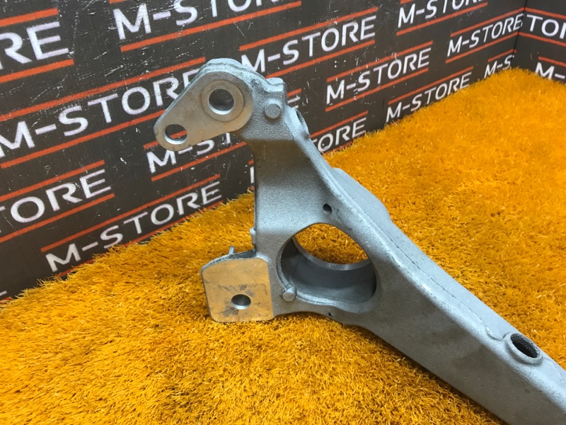 Кронштейн подушки двигателя, 1000 рублей, Красноярск