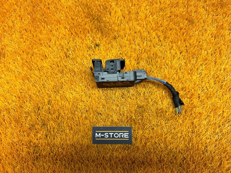 Кнопка стояночного тормоза, 1500 рублей, Красноярск